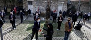 Τα δύο πρόσωπα του ΣΥΡΙΖΑ: Στους δρόμους της φωτιάς ή στο δρόμο της ανάγκης;