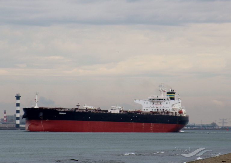 Τάνκερ ελληνικών συμφερόντων χτυπήθηκε από νάρκη στη Σαουδική Αραβία