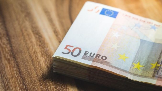 Εκτακτο επίδομα : Ποιοι είναι οι δικαιούχοι των 800 ευρώ – Πότε θα καταβληθεί