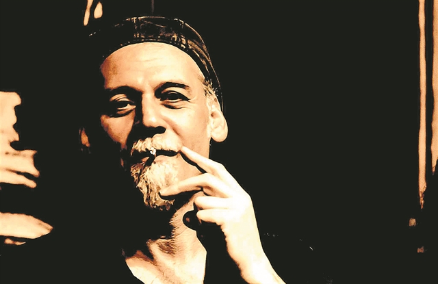 Αγαπημένη… εξάρτηση η κούπα του καφέ