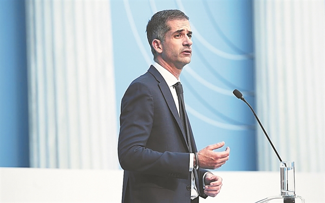 Πού θα βρεθούν τα χρήματα για τη Διπλή Ανάπλαση…