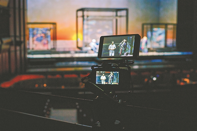 Η «τηλεόραση» της Λυρικής Σκηνής