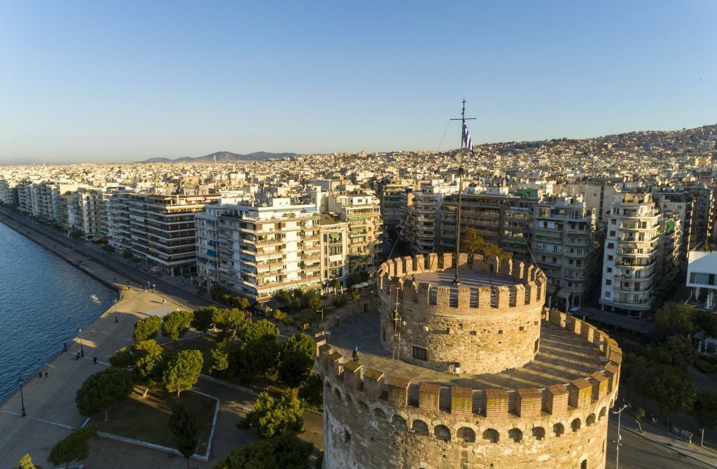 Κοροναϊός : Αρνητική πρωτιά για τη Θεσσαλονίκη, «φλέγεται» και η Αττική