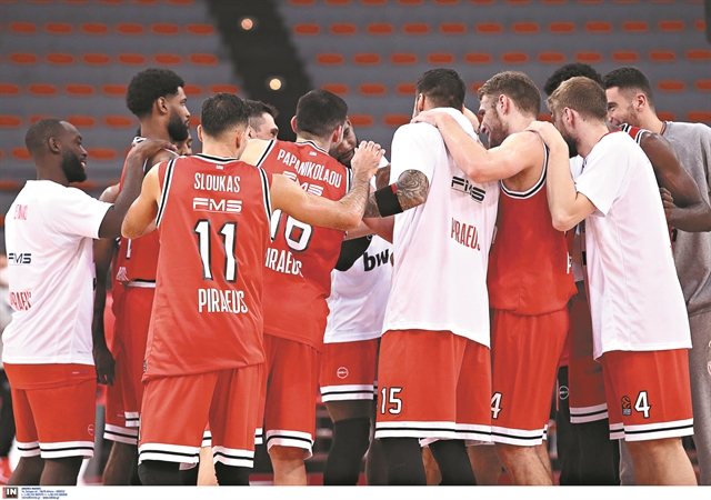 Κόντρα στον… εαυτό του