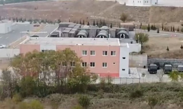 Κοροναϊός – Θεσσαλονίκη: Στήνουν κινητό νοσοκομείο στον χώρο στάθμευσης του 424 Σ.Ν.