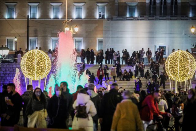 Κοροναϊός : Το σχέδιο της ΕΛ.ΑΣ για την επιχείρηση… ρεβεγιόν – SMS πριν και μετά το γιορτινό τραπέζι