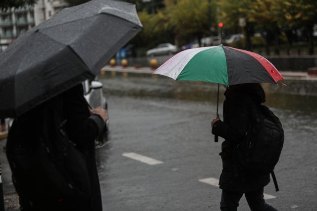 Καιρός : Ανοιξαν… οι ουρανοί στην Αττική – Χάρτες με τις περιοχές πού βρέχει τώρα