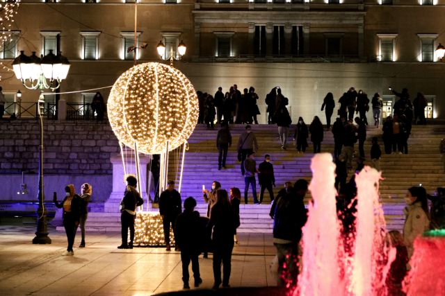 Εξαδάκτυλος : Αναμένεται διασπορά του κοροναϊού τις γιορτές – Θα πάρουμε ανάσα την Άνοιξη