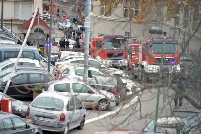 Σερβία : Νεκρός και δύο τραυματίες από έκρηξη στο Βελιγράδι | tanea.gr