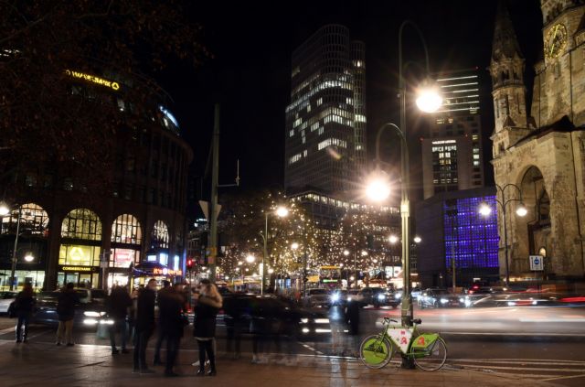 Αυστηρό lockdown από σήμερα στη Γερμανία – Σκληροί οι επόμενοι μήνες προειδοποιεί η Μέρκελ