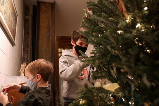 Πώς θα γιορτάσουν τα φετινά Χριστούγεννα οι Ευρωπαίοι