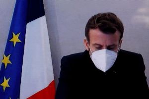 Κοροναϊός : Ανησυχία στην Ευρώπη μετά την μόλυνση Μακρόν – Ποιο λάθος έκανε
