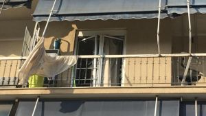 Εκρηξη σε διαμέρισμα στη Λιοσίων – Τραυματίστηκε ηλικιωμένη