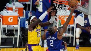 Οι Κλίπερς «χάλασαν» το πάρτι των Λέικερς (109-116)