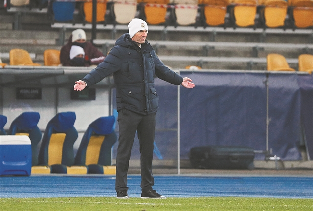 Ζιντάν: «Δεν παραιτούμαι»