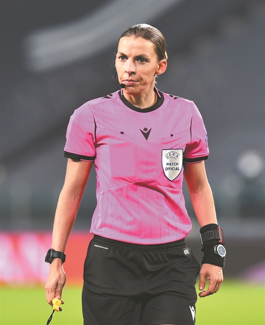 Ενθουσιασμός για το άψογο ντεμπούτο της