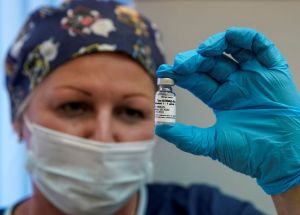 Κοροναϊός: Συμφωνία Ρωσίας – AstraZeneca για ενισχυμένο εμβόλιο