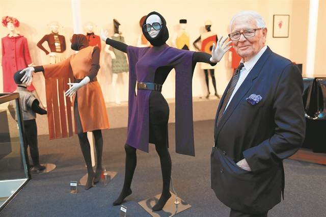 Ο μετρ που εκδημοκράτισε τη μόδα