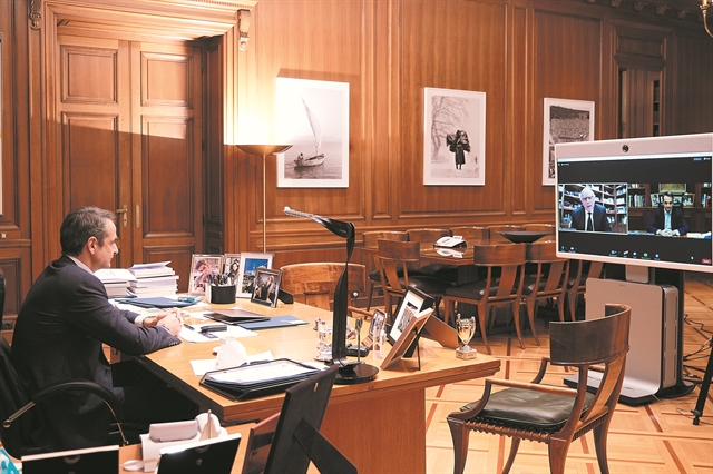 Το Μαξίμου ξαναγράφει τον σχεδιασμό του