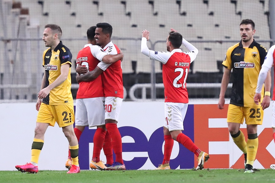 Ξέχασε να μπει στο γήπεδο η ΑΕΚ : Δύο γκολ στο δεκάλεπτο η Μπράγκα