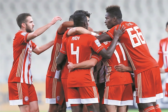 Ανταγωνίζεται τον εαυτό του