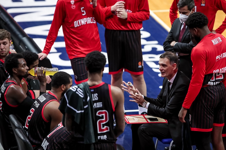 Ο Ολυμπιακός αγωνίζεται στη Ρωσία με στόχο την επιστροφή στις νίκες