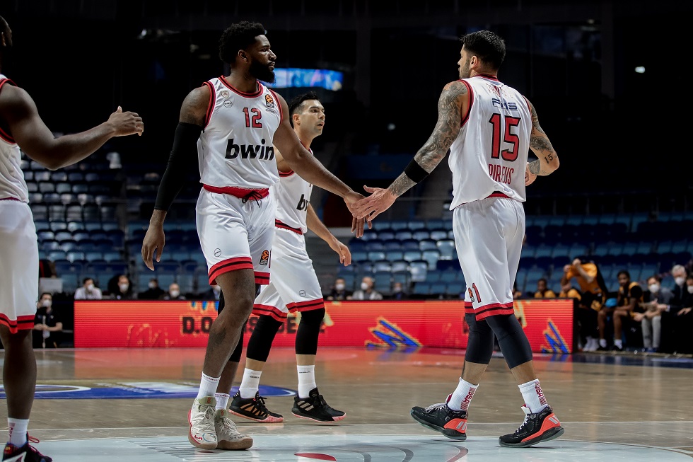 Ο Ολυμπιακός ισοφάρισε το ρεκόρ τριπόντων του στην Ευρωλίγκα