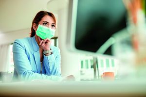 Κοροναϊός: Πώς δεν θα κολλήσουμε στους κλειστούς χώρους