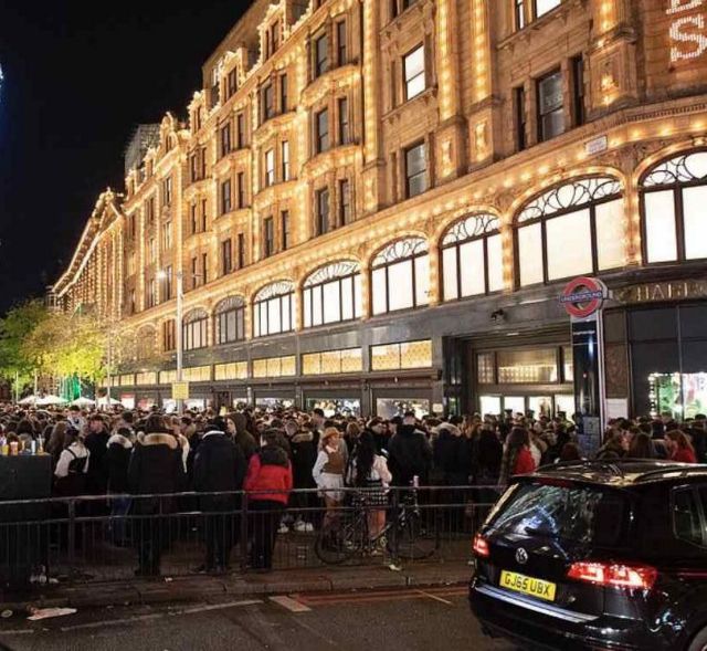 Βασιλακόπουλος για έξαρση κοροναϊού: Αυτό που έγινε στo Harrods δείχνει αν πρέπει να ανοίξουν τα καταστήματα