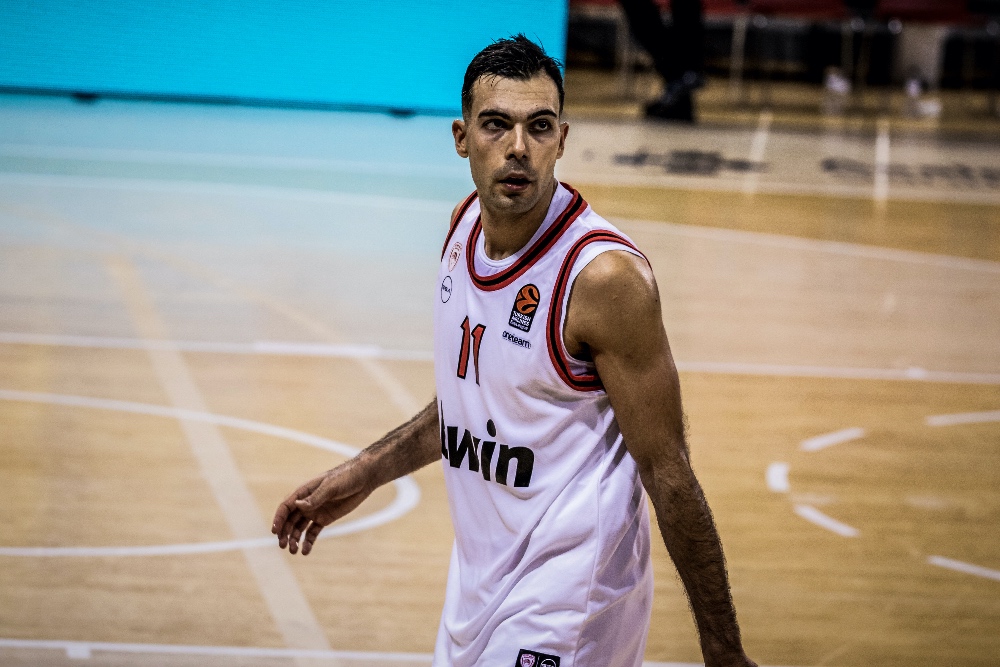 LIVE : Ερυθρός Αστέρας – Ολυμπιακός