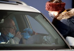 Αξιολόγηση των εμβολίων έναντι του SARS-CoV-2 μετά την έγκριση κυκλοφορίας τους