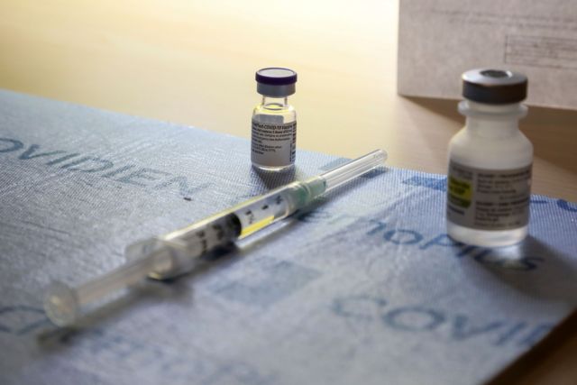 Κοροναϊός : Η ΕΕ θα παραγγείλει επιπλέον 100 εκατ. δόσεις του εμβολίου των Pfizer/BioNTech
