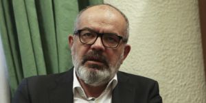 Θετικός στον κοροναϊό ο γιατρός και πρώην βουλευτής Λάρισας Κώστα Μπαργιώτας