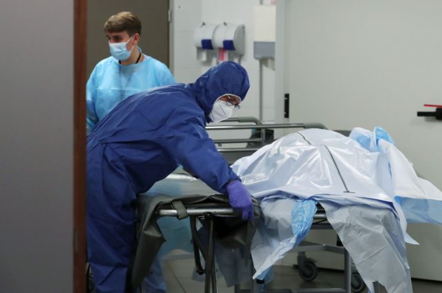 Κοροναϊός : «Έχασα τον πατέρα μου και δεν μπόρεσα να του πω ούτε ένα αντίο»