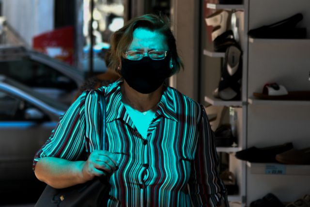 Βατόπουλος : Τα κρούσματα δεν έχουν μειωθεί, η πανδημία δεν έχει τιθασευτεί