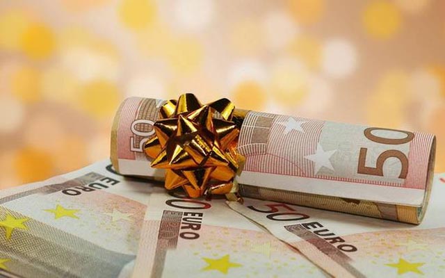 Κορκίδης : Παράταση καταβολής της αναλογίας του δώρου Χριστουγέννων από τον εργοδότη