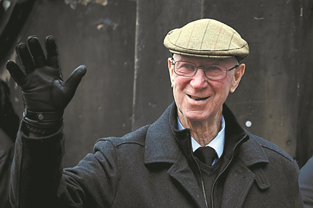 Αντίο στους Τζάκι Τσάρλτον και Νόμπι Στάιλς