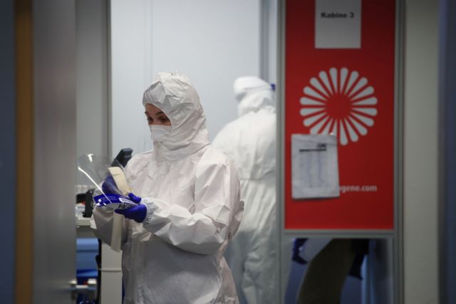 Γερμανός λοιμωξιολόγος: Το νέο, μεταλλαγμένο στέλεχος του κοροναϊού έχει φτάσει στη χώρα