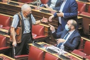 «War room» στην Κηφισίας για τον εμβολιασμό