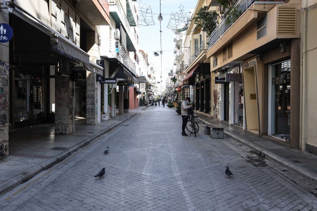 Ενδεχόμενο το άνοιγμα της αγοράς στις «πράσινες» περιοχές με τον νέο χρόνο