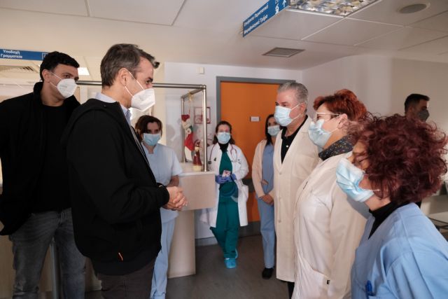 Επίσκεψη Μητσοτάκη στα νοσοκομεία Βέροιας, Έδεσσας και Γιαννιτσών