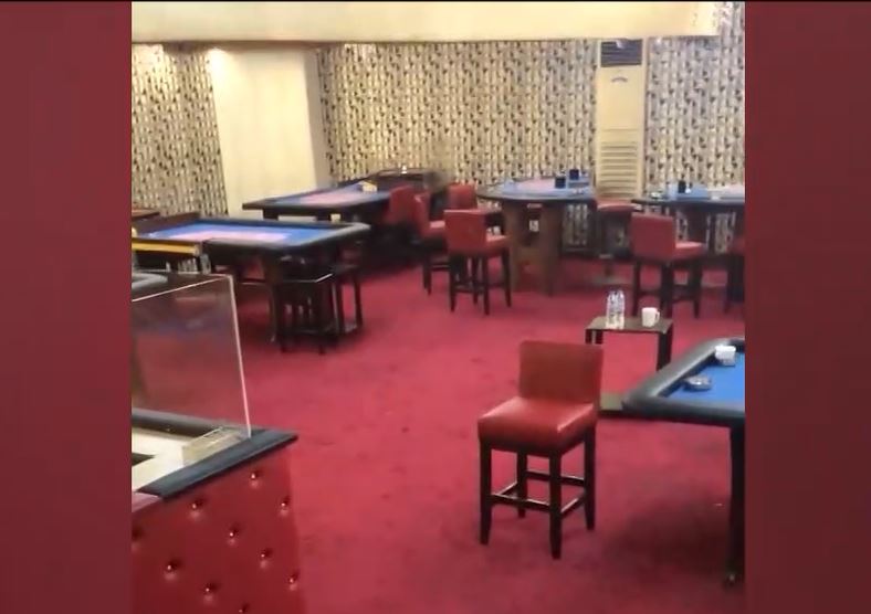 Ακριβά πλήρωσαν τα χαρτιά σε σπίτι που λειτουργούσε σαν λέσχη στην Πάτρα ενοικιαστής κι επισκέπτες