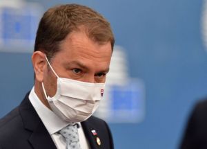 Θετικός στον κοροναϊό ο πρωθυπουργός της Σλοβακίας