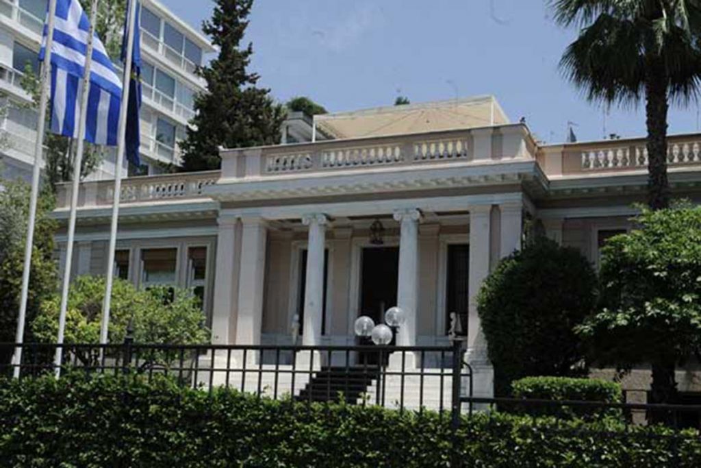 Η βεντάλια ανοίγει με 7+1  μέτρα στήριξης