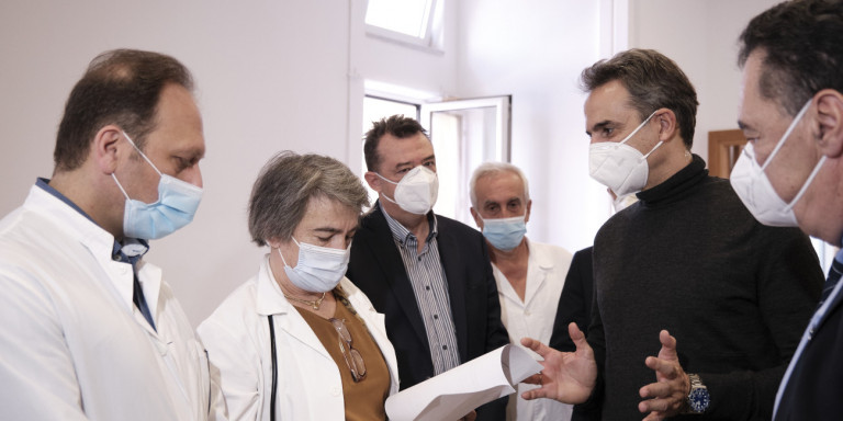 Μητσοτάκης για εμβόλιο : Ανάγκη να πειστούν οι επιφυλακτικοί – Ερχεται εκστρατεία ενημέρωσης