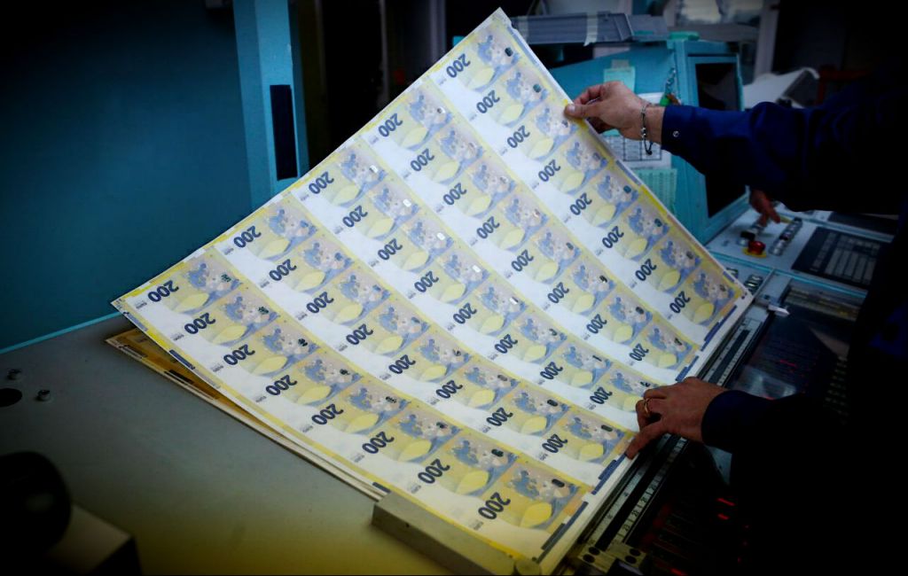 Μετακαπιταλιστική δημοκρατία και «ανθρωπισμός»