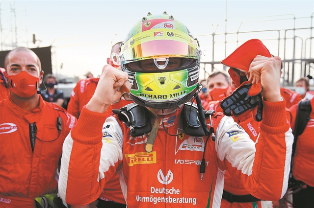 Ετοιμος για υψηλές πτήσεις