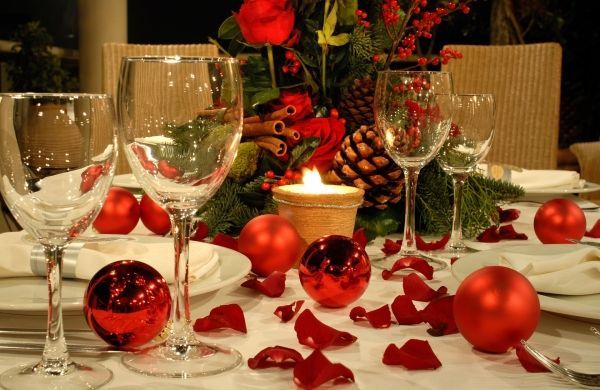 Τι λένε οι ξενοδόχοι για την απαγόρευση λειτουργίας των εστιατορίων τις ημέρες των γιορτών