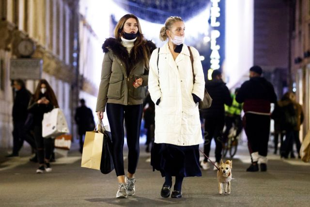 Άνοιγμα λιανεμπορίου : Πώς λειτουργεί το  «click away»