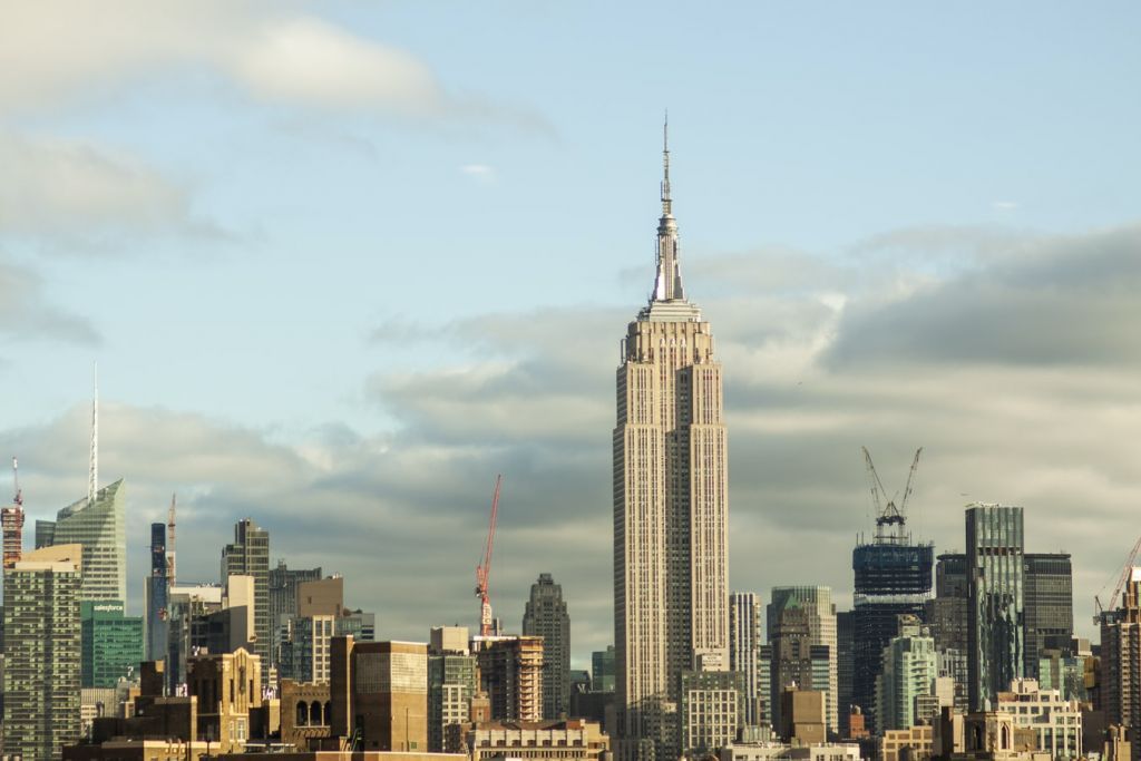 Νέα Υόρκη: Λήξη συναγερμού – Φάρσα το τηλεφώνημα για βόμβα στο Empire State Building